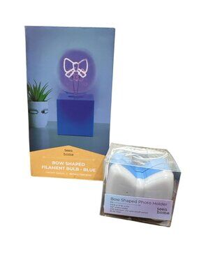 Bow-Shaped LED Bulb And USB Photo Holder Set - Blue Battery & USB Operated On/Of